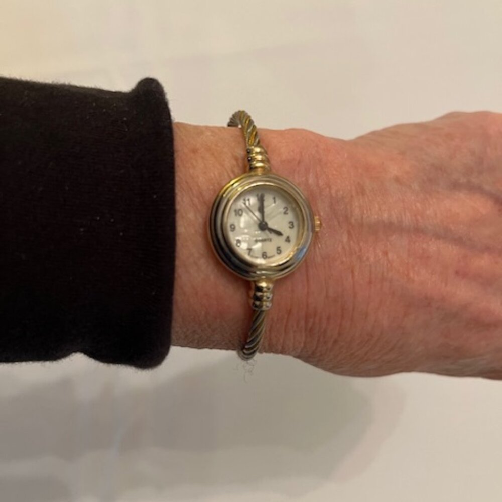 CHARMING CHARLIE | Two-tone Stretch Bangle Watch-NEW Battery - Picture 4 of 7